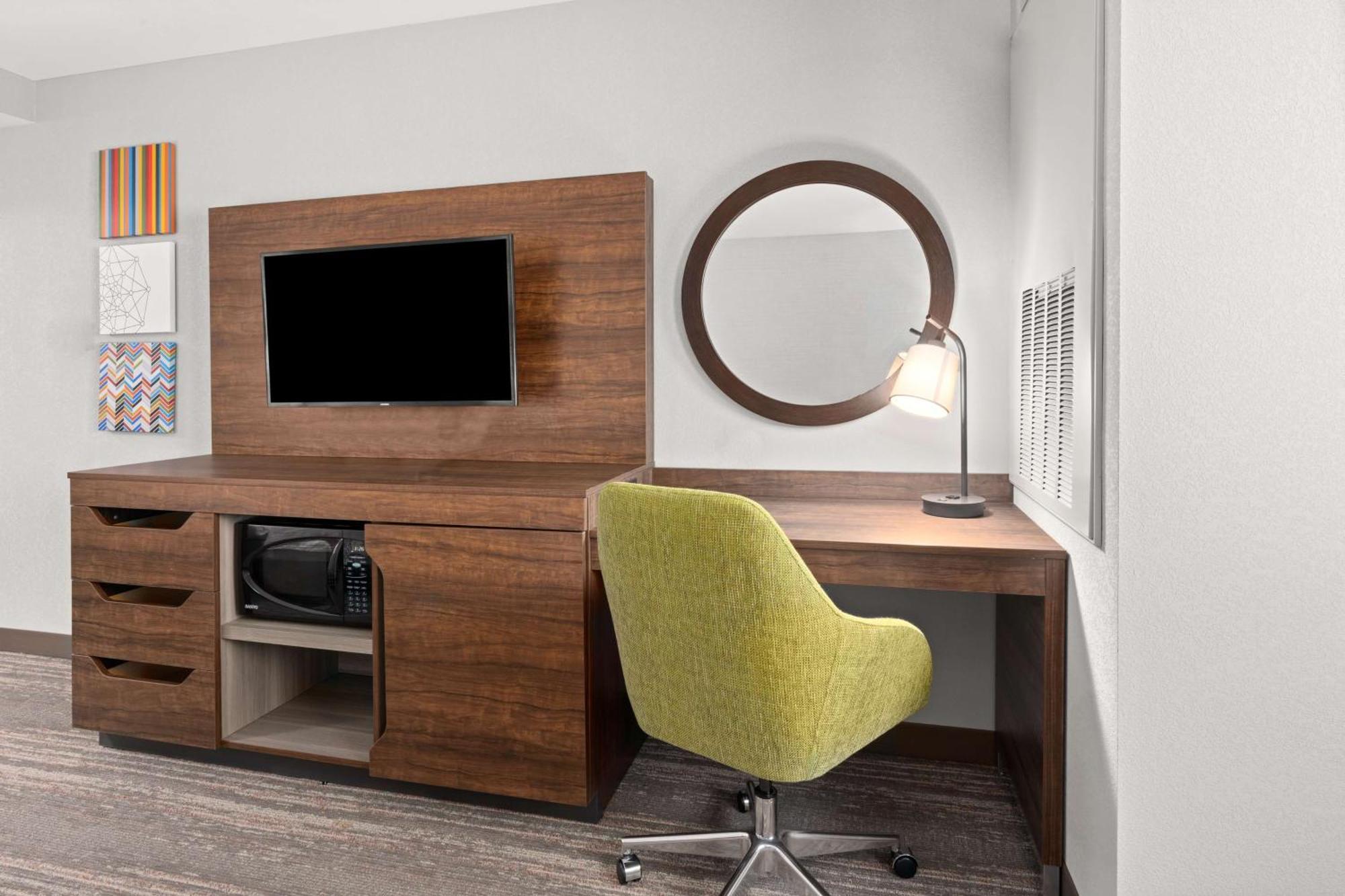 Hampton Inn & Suites Burlington Ngoại thất bức ảnh