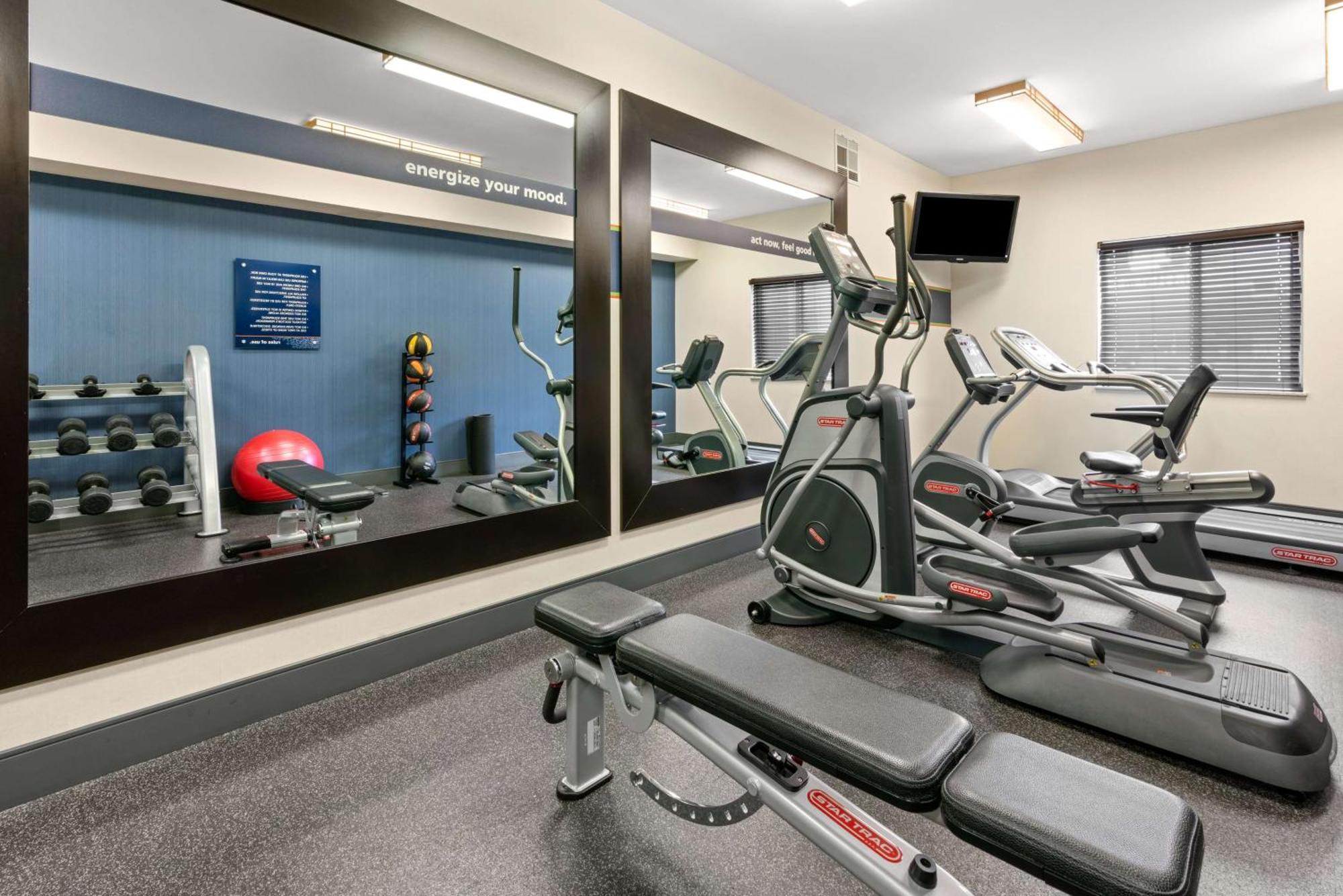 Hampton Inn & Suites Burlington Ngoại thất bức ảnh